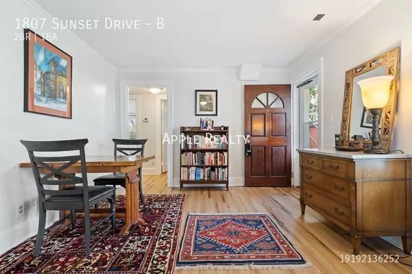 2 bedrooms apartment for rent in Five Points - Central Raleigh, Raleigh
