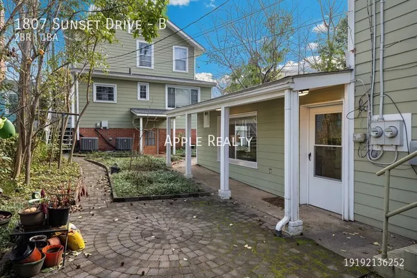 2 bedrooms apartment for rent in Five Points - Central Raleigh, Raleigh
