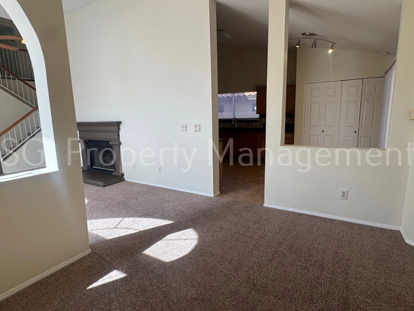 3 bedrooms apartment for rent in Desert View - Phoenix, Phoenix
