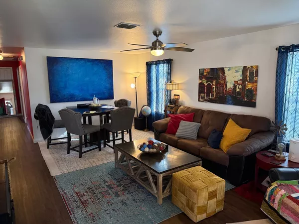 3 bedrooms apartment for rent in Bonton - Se Dallas, Dallas