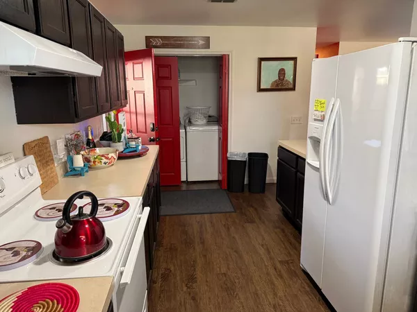 3 bedrooms apartment for rent in Bonton - Se Dallas, Dallas