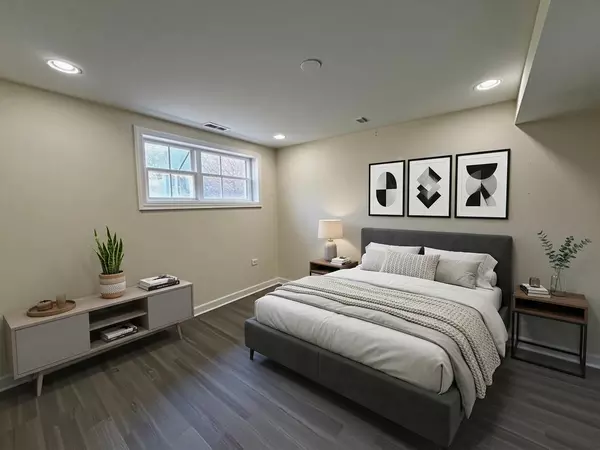 1 bedroom apartment for rent in Irving Park - Northwest Side, Chicago