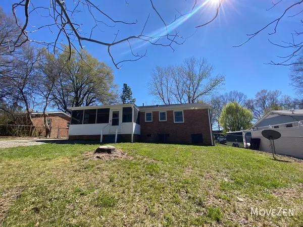 3 bedrooms apartment for rent in Northeast Greensboro - Greensboro, Greensboro