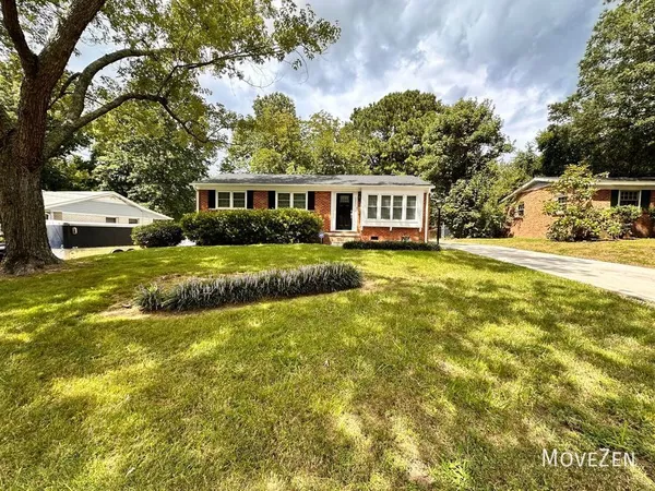 3 bedrooms apartment for rent in Northeast Greensboro - Greensboro, Greensboro