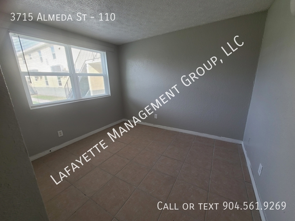 2 bedrooms apartment for rent in Lake Forest - Northside, Jacksonville