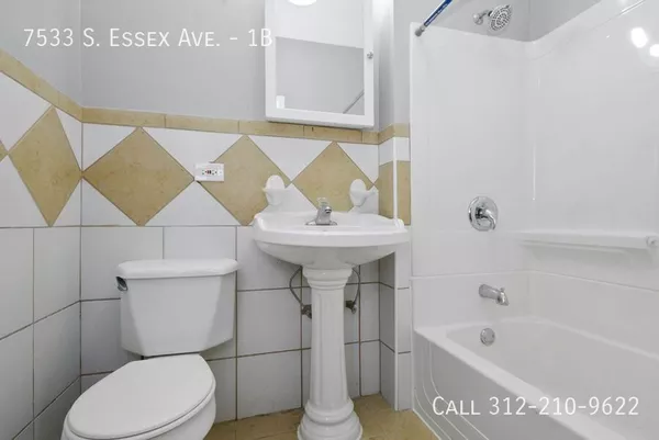 2 bedrooms apartment for rent in South Shore - South Side, Chicago