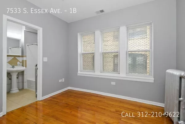 2 bedrooms apartment for rent in South Shore - South Side, Chicago