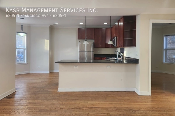 2 bedrooms apartment for rent in West Ridge - Far North Side, Chicago