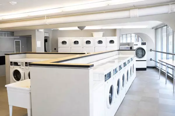 Studio Apartment for rent in River North - Central, Chicago