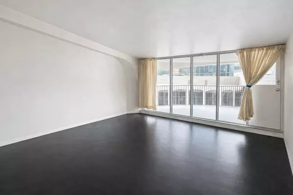 Studio Apartment for rent in River North - Central, Chicago