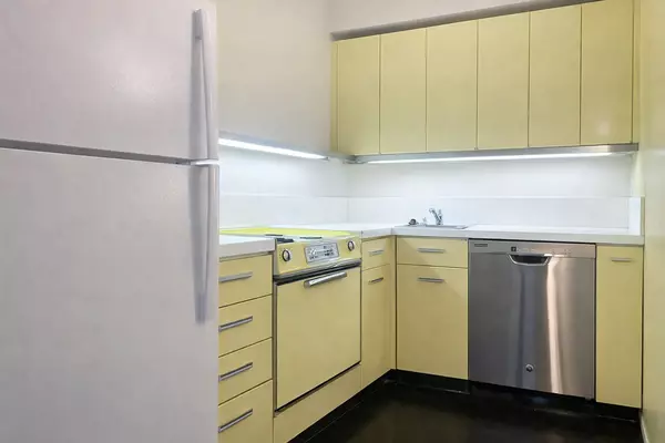 Studio Apartment for rent in River North - Central, Chicago