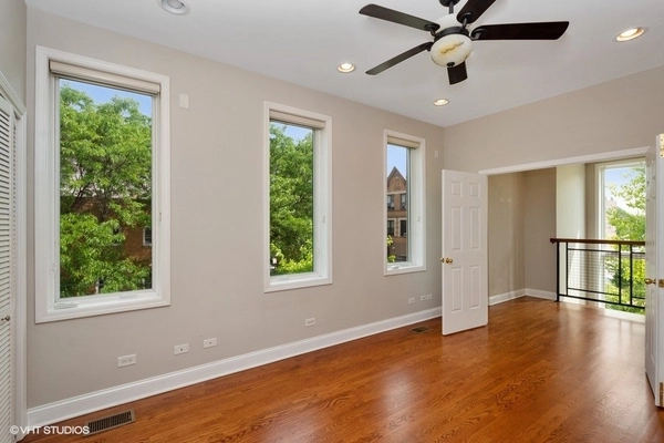 3 bedrooms apartment for rent in Wicker Park - Central, Chicago