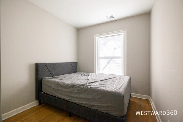 2 bedrooms apartment for rent in Irving Park - Northwest Side, Chicago