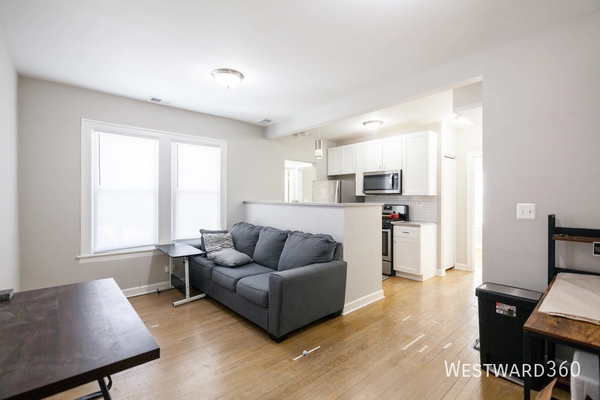 2 bedrooms apartment for rent in Irving Park - Northwest Side, Chicago