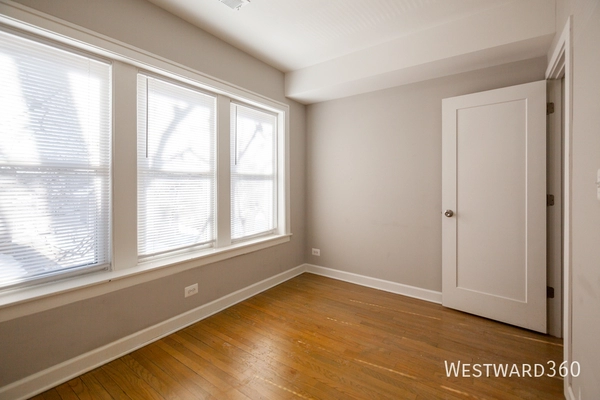 2 bedrooms apartment for rent in Irving Park - Northwest Side, Chicago