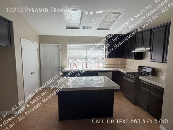 3 bedrooms apartment for rent in South Bakersfield - Central Bakersfield, Bakersfield