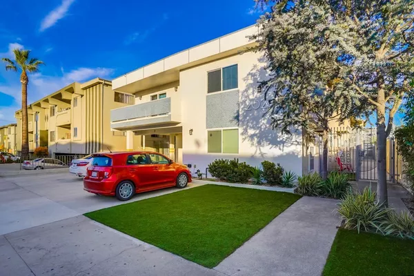 2 bedrooms apartment for rent in Beverlywood - Westside / South Bay, Los Angeles