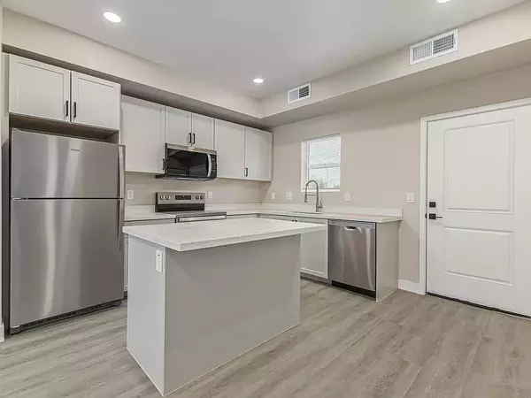 2 bedrooms apartment for rent in Central City - Phoenix, Phoenix