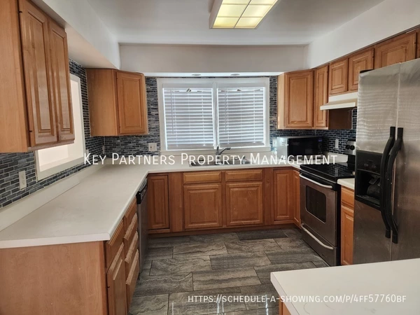 3 bedrooms apartment for rent in Armour Hills - KCMO, Kansas City