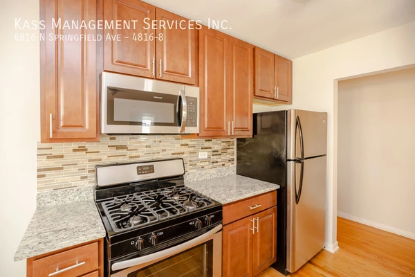 1 bedroom apartment for rent in Albany Park - Far North Side, Chicago