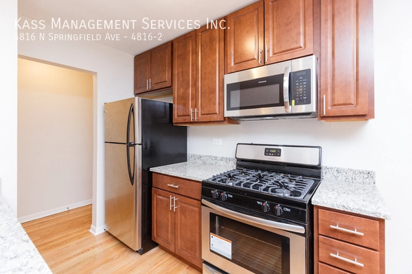 1 bedroom apartment for rent in Albany Park - Far North Side, Chicago