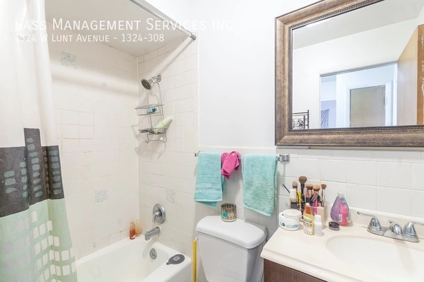 2 bedrooms apartment for rent in Rogers Park - Far North Side, Chicago