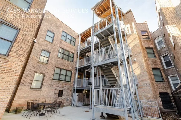 2 bedrooms apartment for rent in South Shore - South Side, Chicago