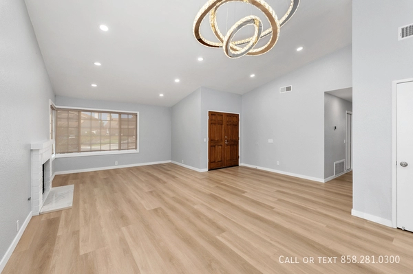 4 bedrooms apartment for rent in Miramar - North SD, San Diego