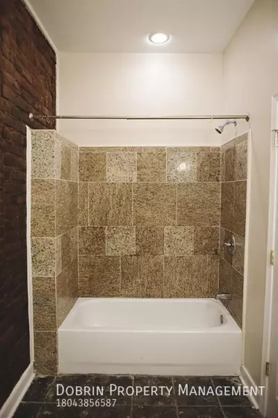 4 bedrooms apartment for rent in Hollywood Cemetery - Central RVA, Richmond