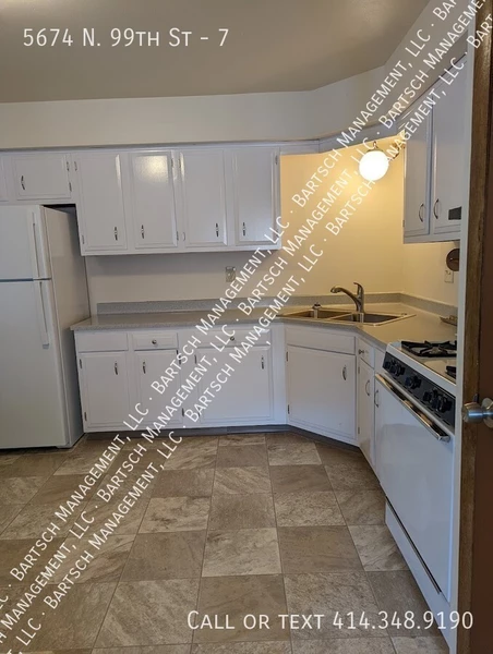 2 bedrooms apartment for rent in Menomonee River Hills - NW Mil, Milwaukee