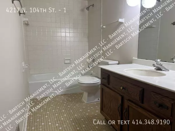 2 bedrooms apartment for rent in Grantosa - NW Mil, Milwaukee