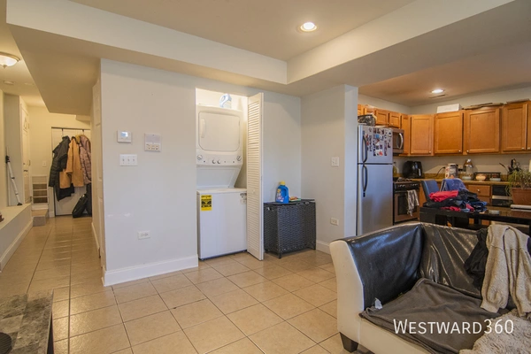 2 bedrooms apartment for rent in Hermosa - Northwest Side, Chicago