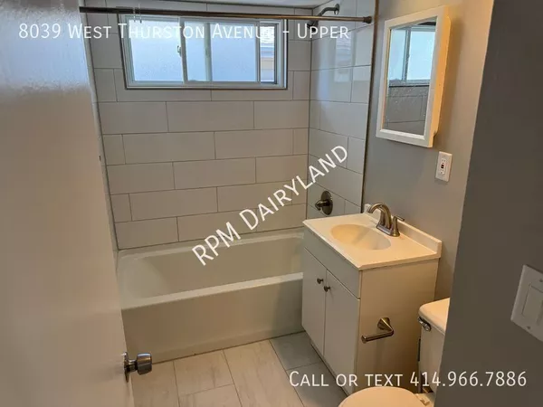3 bedrooms apartment for rent in Silver Spring - NW Mil, Milwaukee
