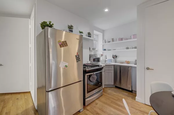 Coliving in Glendale NY - Queens, New York