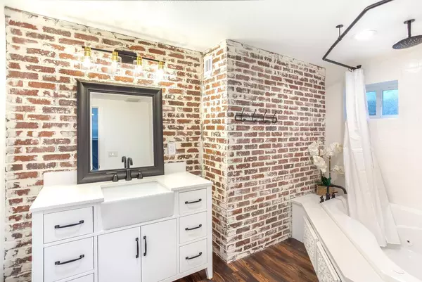 Coliving in Clayton - North Denver, Denver