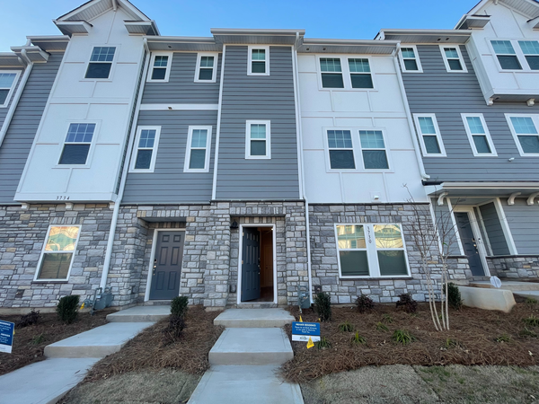 Coliving in Eagle Lake - West Charlotte, Charlotte