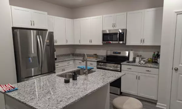 Coliving in Hickory Grove - East Charlotte, Charlotte
