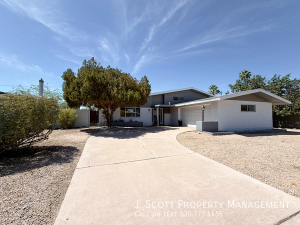 4 bedrooms apartment for rent in Paradise Valley - NE Valley, Phoenix