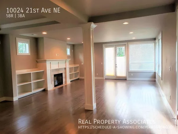 5 bedrooms apartment for rent in Northgate - North Seattle, Seattle