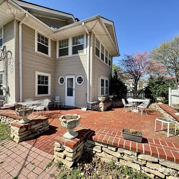 3 bedrooms apartment for rent in Brookside - KCMO, Kansas City