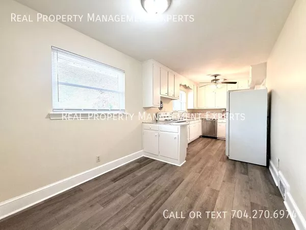 3 bedrooms apartment for rent in Derita / Statesville - North Charlotte, Charlotte