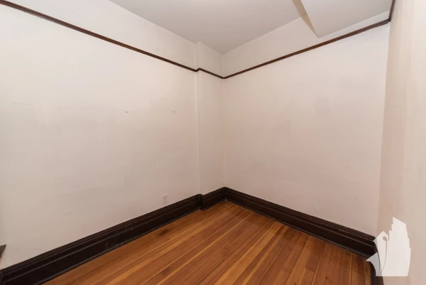 5 bedrooms apartment for rent in Boystown - North Side, Chicago