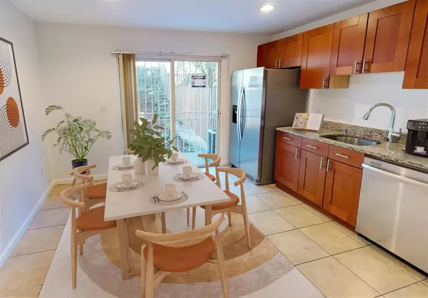 Coliving in Columbia Heights - NW DC, Washington DC