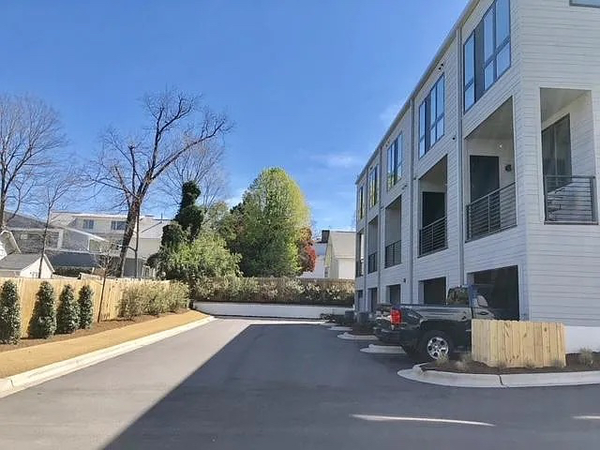 Coliving in Downtown Raleigh - Central Raleigh, Raleigh