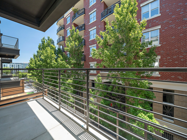 Coliving in Glenwood South - Central Raleigh, Raleigh