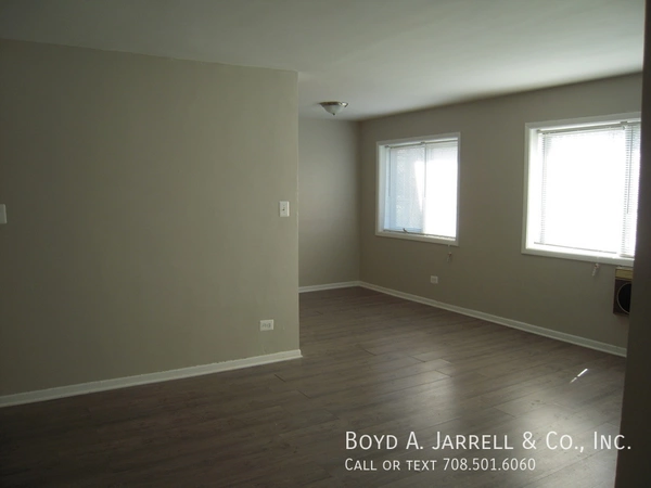 1 bedroom apartment for rent in Chatham - Far Southeast Side, Chicago