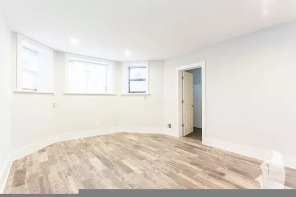 2 bedrooms apartment for rent in Logan Square - North Side, Chicago