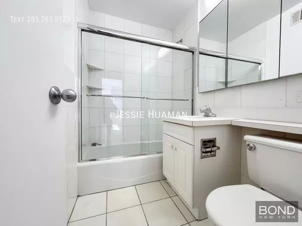 Studio Apartment for rent in Midtown West - Manhattan, New York