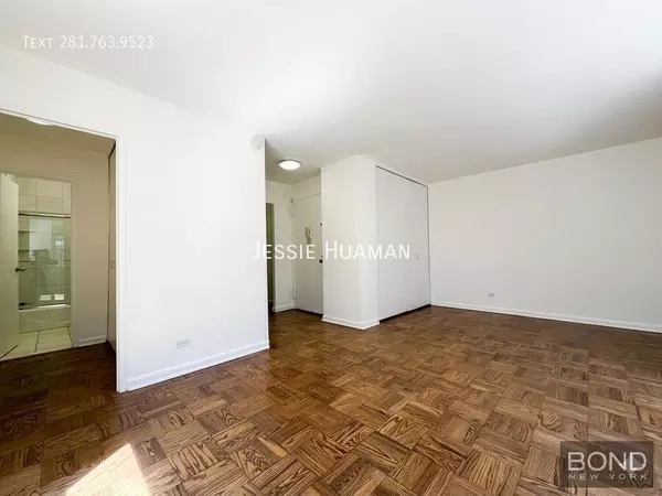 Studio Apartment for rent in Midtown West - Manhattan, New York