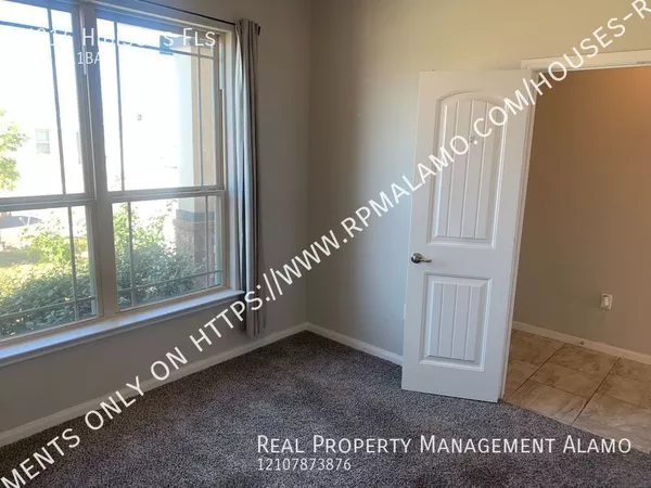 4 bedrooms apartment for rent in Kirby - East SATX, San Antonio